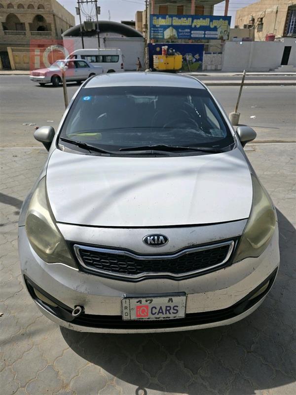 Kia Rio 2013 for sale in Iraq - Al-Zubair